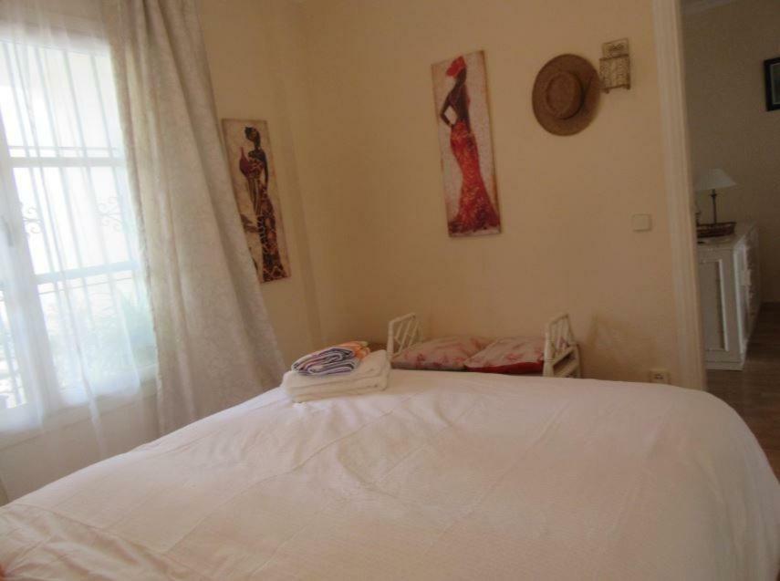 Apartment In El Paraiso - Near Puerto Banus Estepona Eksteriør billede